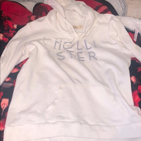 Hollister hoodie - Picture 2 of 2